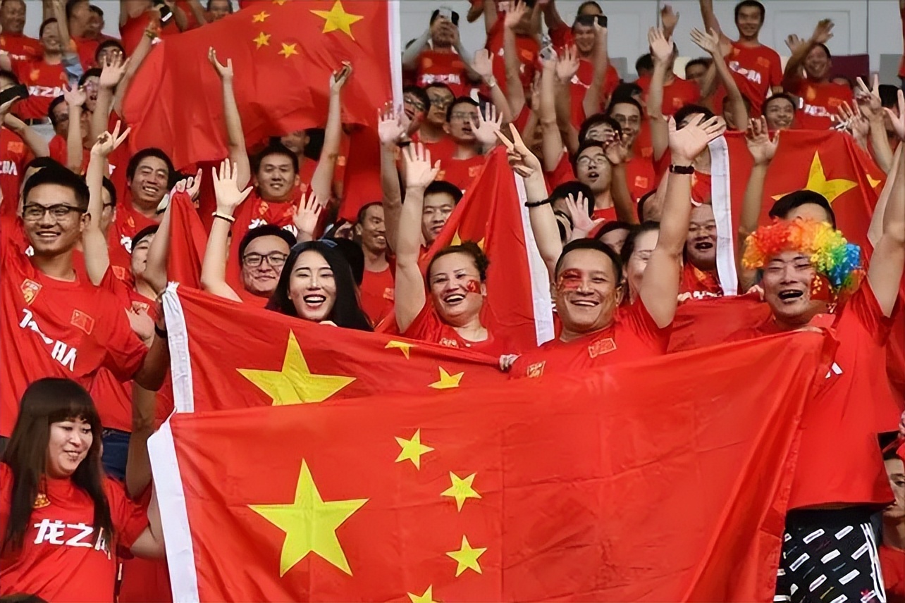 恒大降级是中性队名惹的祸？如此名嘴，难怪中国足球活成了笑话！
