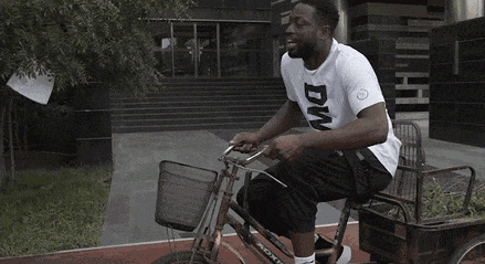 nba球星来过中国哪些城市（来到中国就要入乡随俗，库里吃火锅 奥尼尔打麻将 韦德蹬三轮）