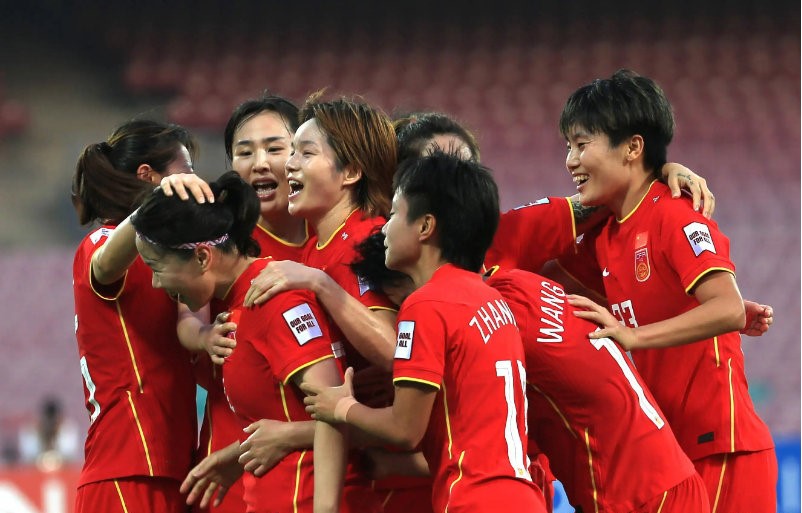 中国男足与女足背道而驰，水庆霞与世界杯越来越近