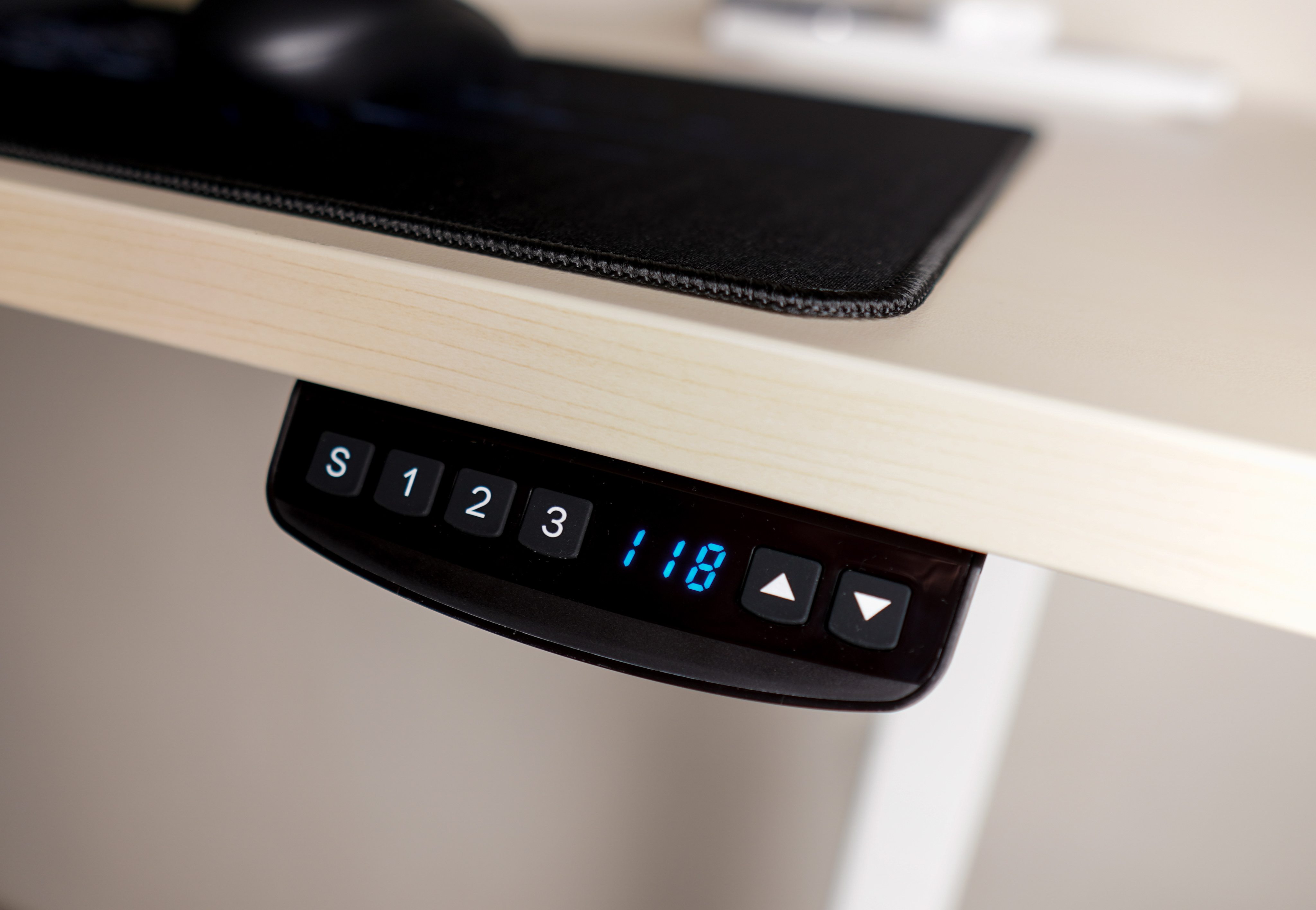 在家网课教学的临时办公桌面