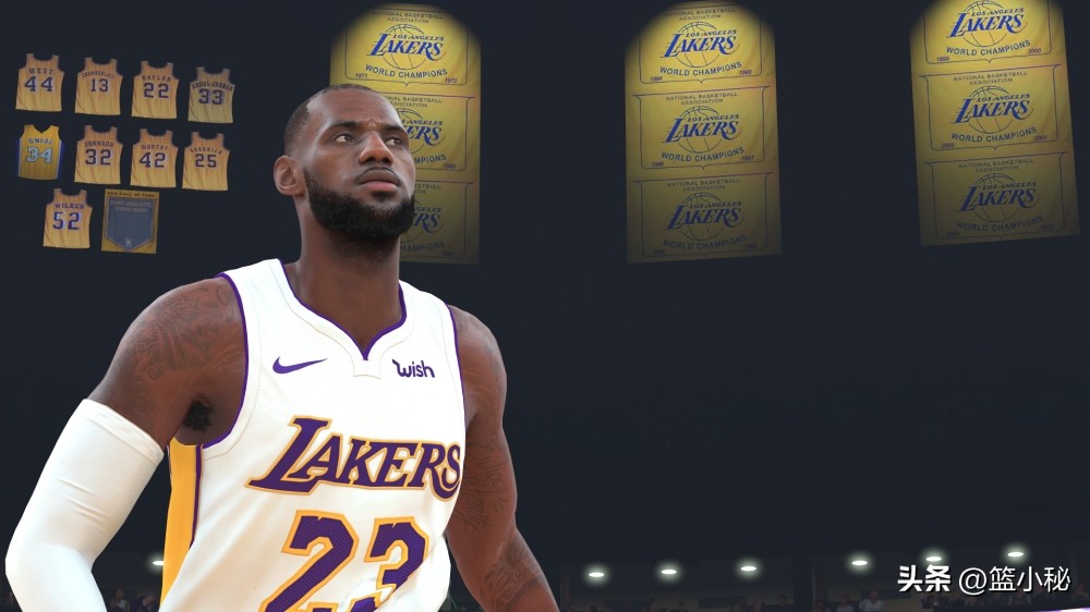 nba以前的游戏有哪些（NBA2K：2K4-2K22中詹姆斯的系列模型变化如何？曾经多少人的青春）