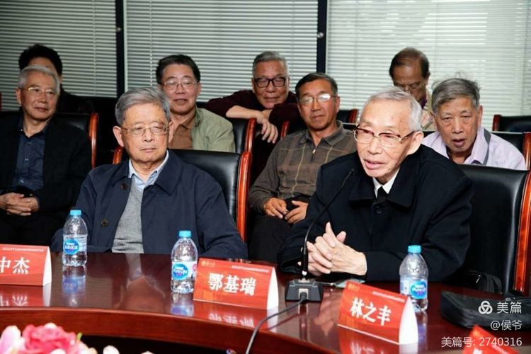 2018-10，半个世纪重聚首：复旦大学0163毕业50周年庆典重放