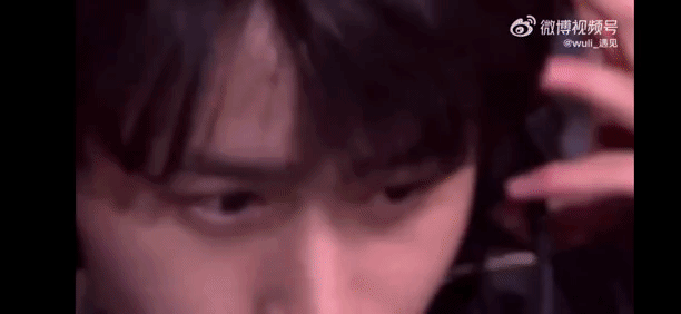 恋与偶像第二季在线观看(不是恋综也有cp磕？笨蛋美女和年下奶狗，尹浩宇孟子义甜疯了？)