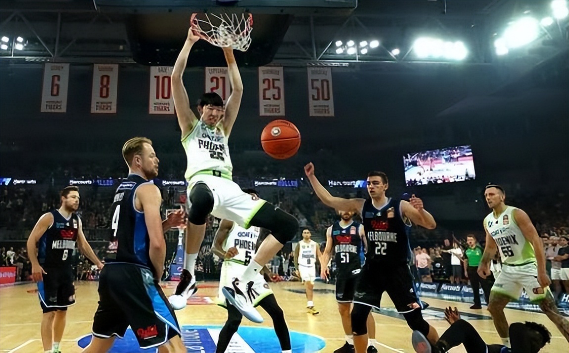 央視為什么要恢復(fù)nba（狂賺16.4億，NBA創(chuàng)歷史！央視復(fù)播，NBA下賽季有望上演中國(guó)德比）