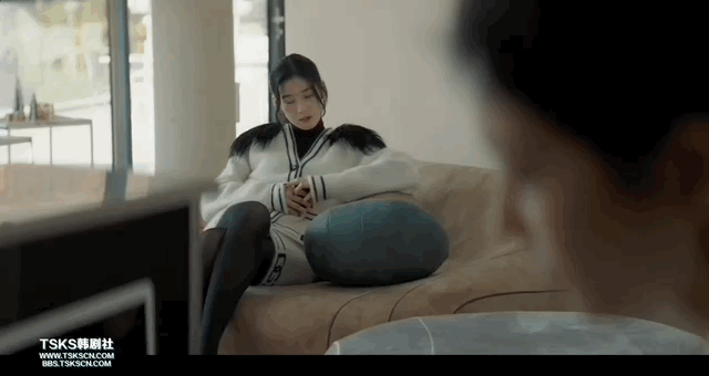 婚礼行头就花了上百万，韩剧《安娜》里裴秀智都怎么穿？