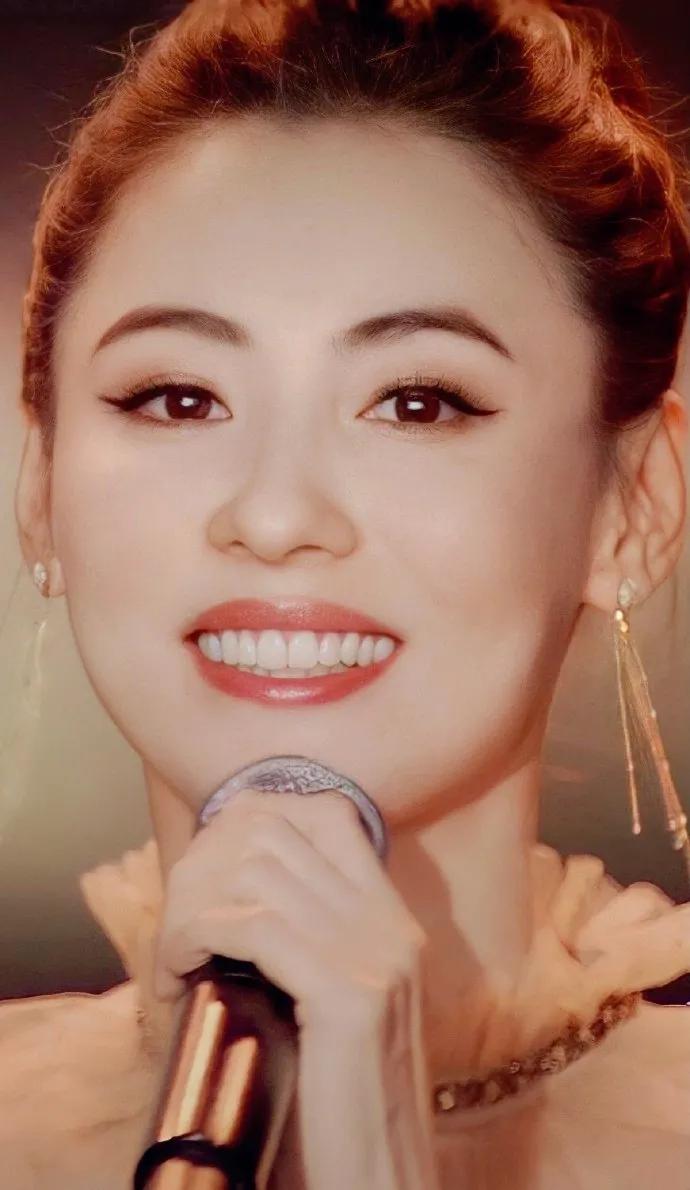 张栢芝雁门关图片大全张柏芝霸气和干练英姿飒爽美图欣赏