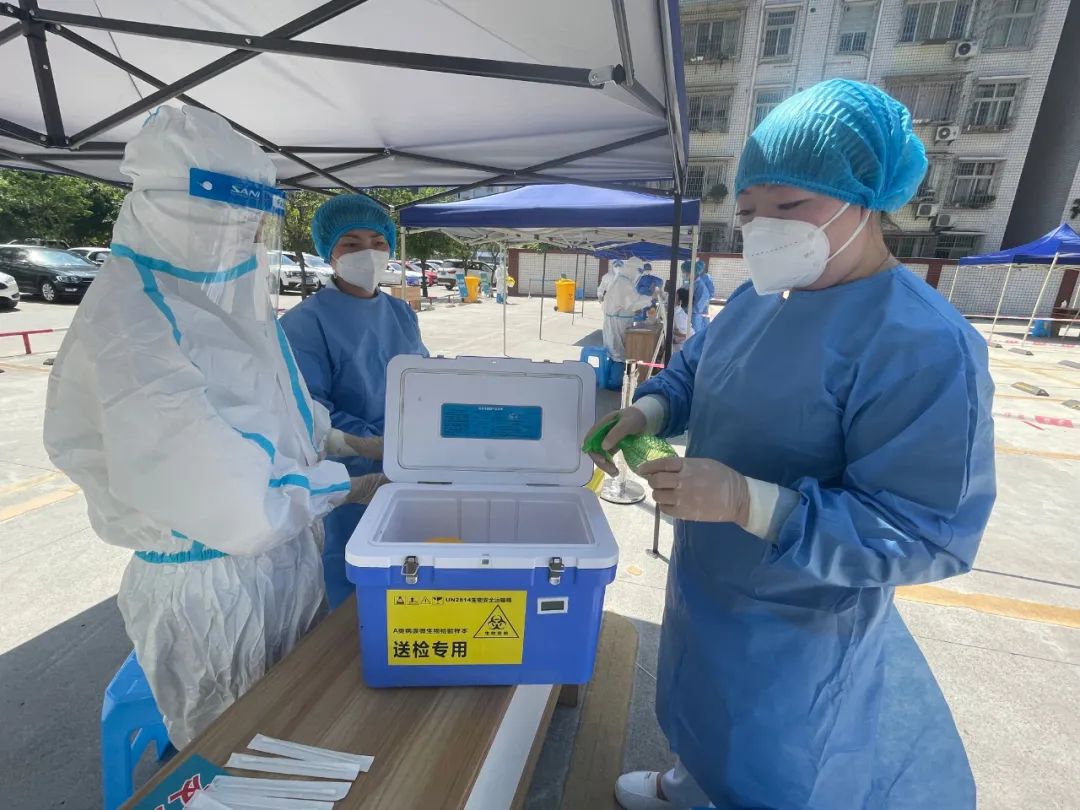 威远县人民医院开展新冠肺炎大规模核酸检测应急演练