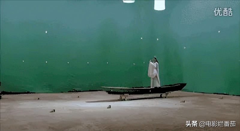 陈晓爬土堆，胡歌划旱船，黄圣依蛇出洞，那些幕后让我笑到肚痛