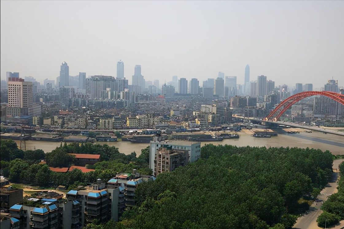 放假通知！湖北省大中小学寒假时间公布，但较往年“统一提前”