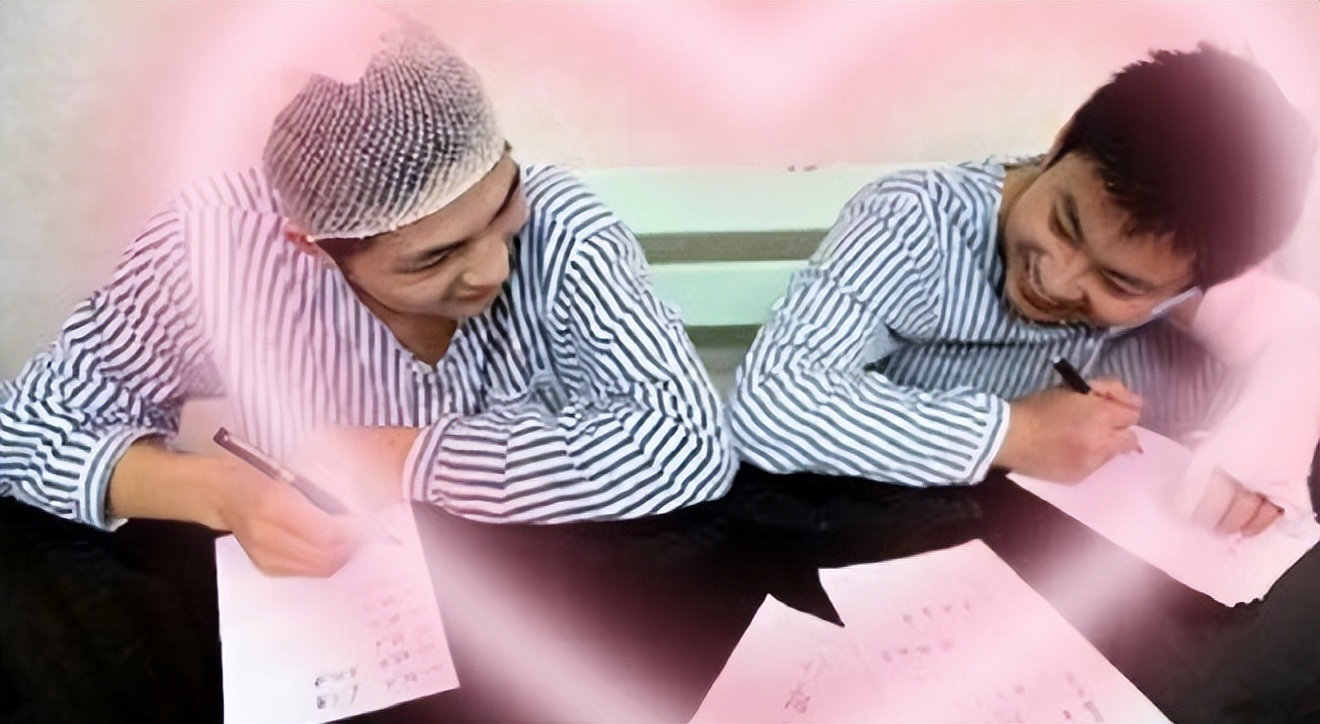 高考前夕2名男生见义勇为，错过高考引争议，考生值不值得这么做