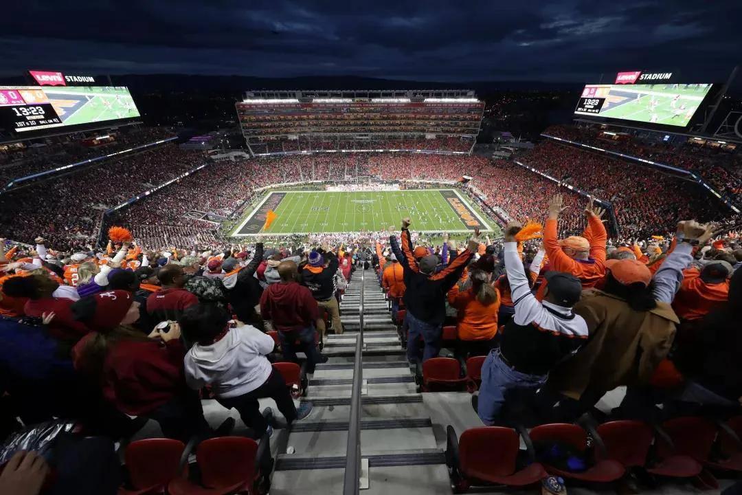 2018世界杯有那几个球场（世界杯举办城市出炉 一览美加墨球场风光）