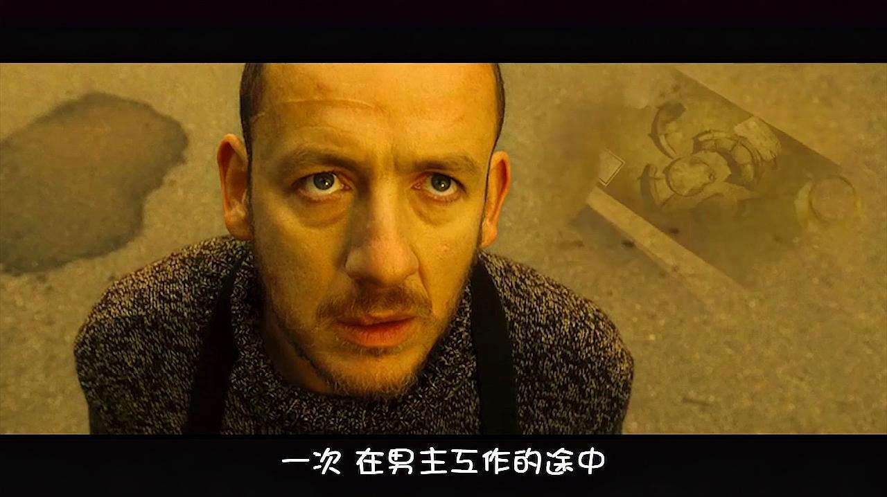 《尽情游戏》以黑色幽默反讽军火商灭绝人性的行为,呼吁爱与和平