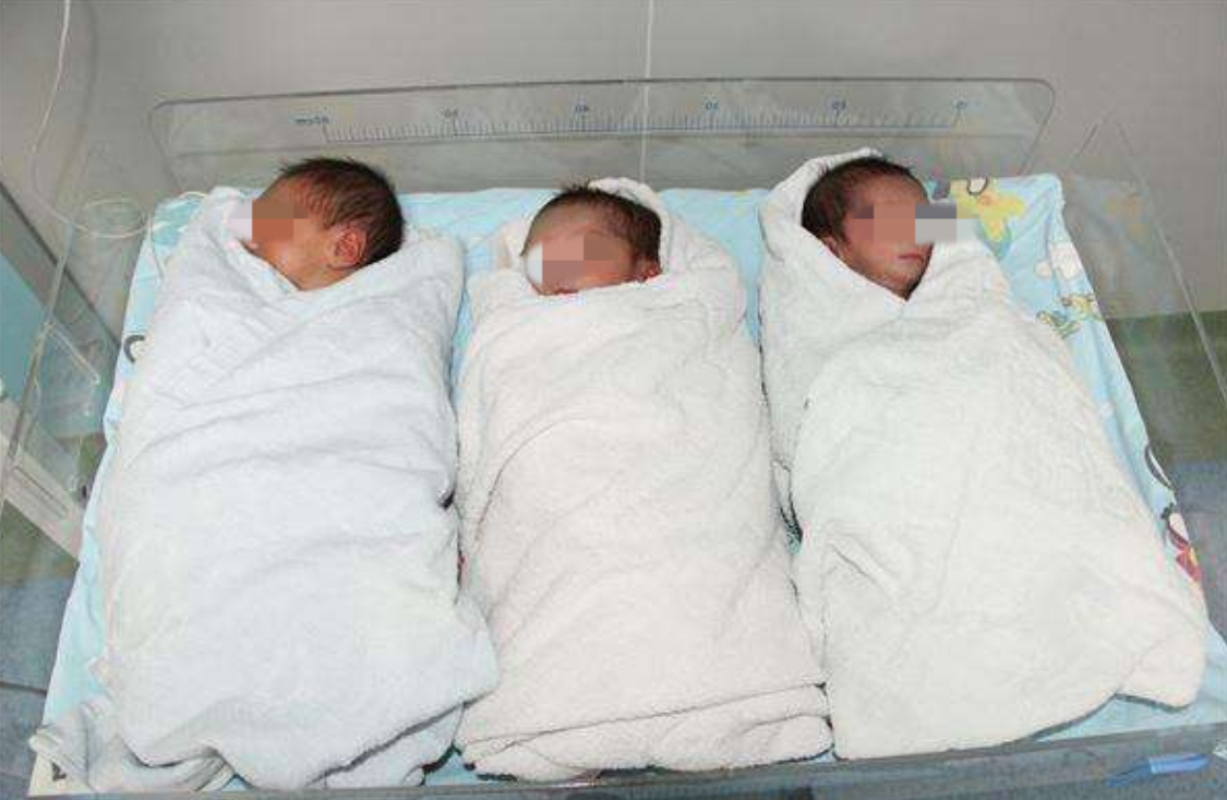 山东最励志三胞胎：分数连号同上211高校，11年后同一天举办婚礼