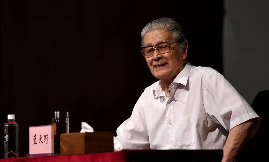 超15位名人一个月内去世！最年轻的仅27岁，有人身家百亿病逝