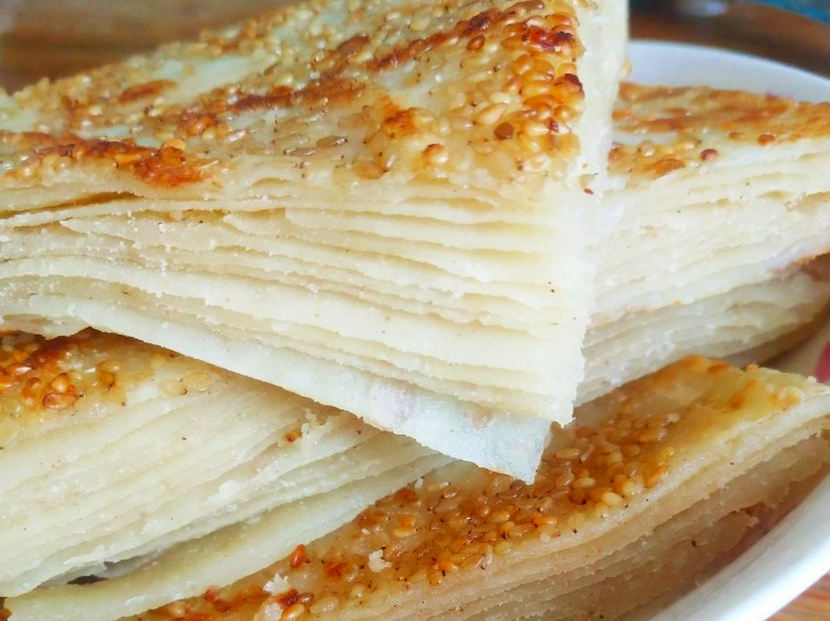 千層餅、油酥燒餅、餡餅的做法，全都是麵食，鮮香美味，酥軟油潤