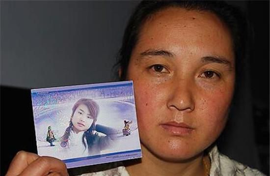 我是个“洗脚妹”，2009年被寻欢官员侵犯凌辱，反抗无望后杀人