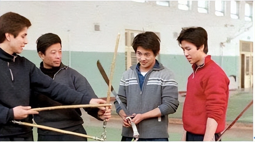 万小刀：“宇宙最强”的瓜