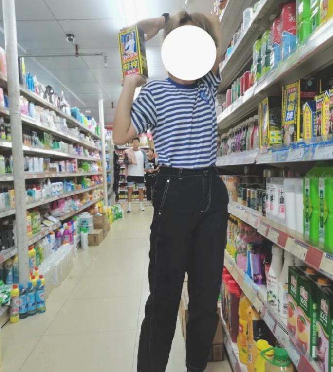 论大学生的社死现场有多花？但凡室友一出招，尬到编剧都绕道