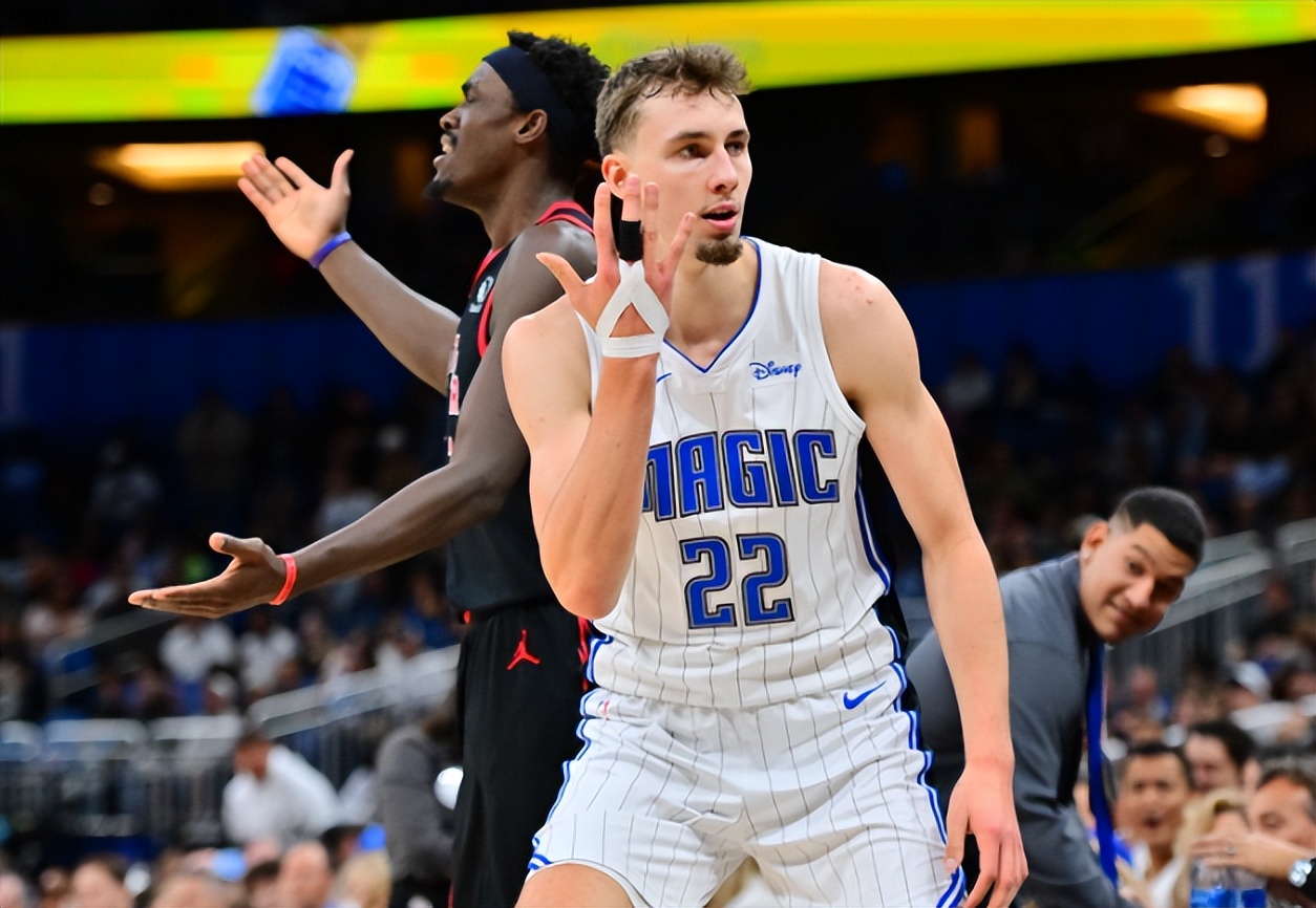 nba篮球巨星有一共哪些（NBA球星排名出炉！3人争第1，塔图姆第4，KD第6，詹姆斯太意外）