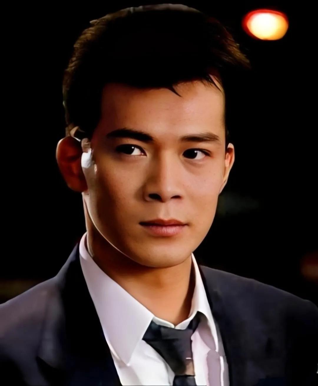 **电视剧《义不容情》演员表