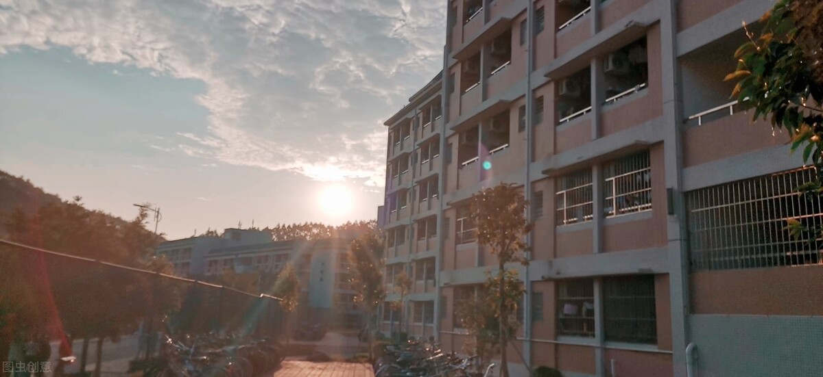 过本科线就能报的4所本科大学，刚升本不久，适合保证本科学历