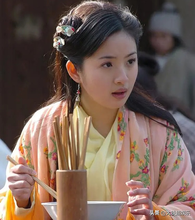 《天外飞仙》播出16年，剧中隐藏11位美人，以当今眼光看，谁最美