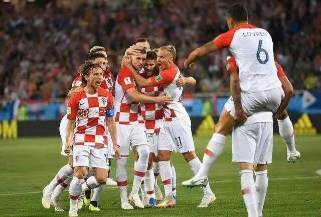 日本vs波蘭世界杯（世界杯1／8決賽預測：日本2：1克羅地亞高，亞洲之光能否延續）