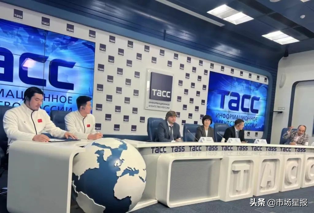 中国男手两球员签约俄罗斯中央陆军俱乐部