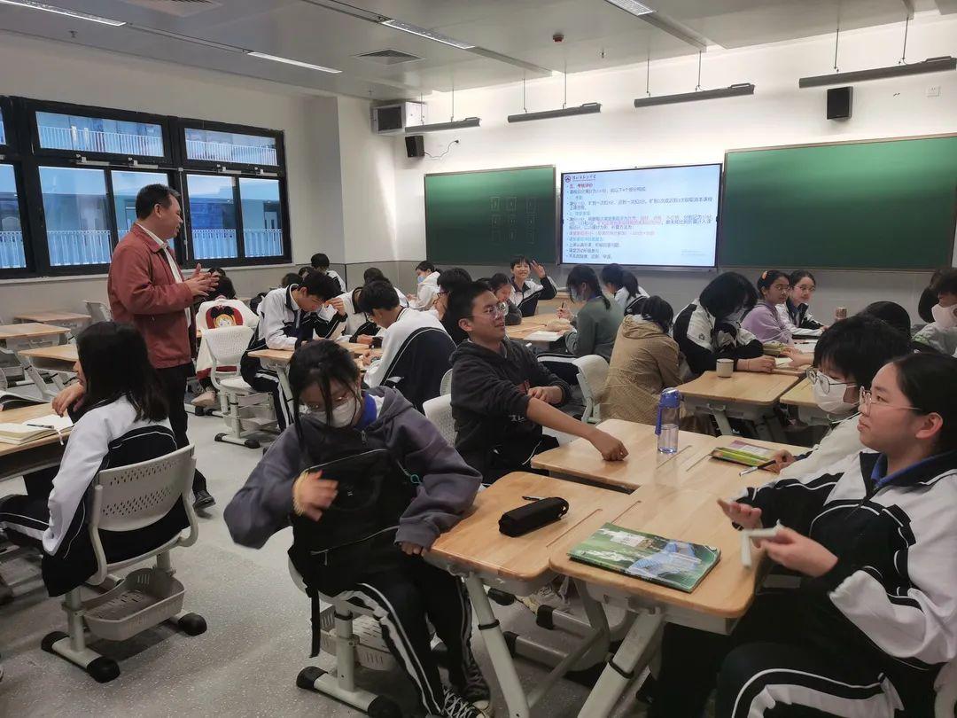 深圳市紅山中學(xué):創(chuàng)造璀璨新星 筑夢(mèng)希望未來(圖29) 深圳市紅山中學(xué):創(chuàng)造璀璨新星 筑夢(mèng)希望未來(圖29)