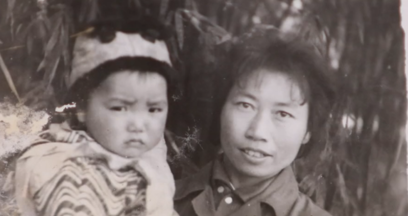 为报复丈夫，妻子将其诓进传销组织，丈夫逃出时已被打成小脑萎缩