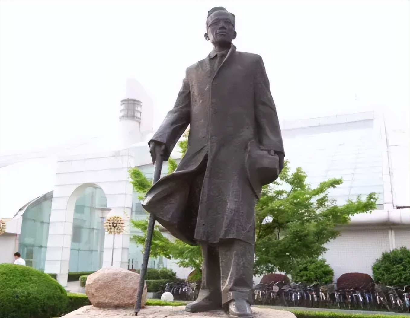 浙江大学曾经只是二流大学，如今是“东方剑桥”，竺可桢功不可没