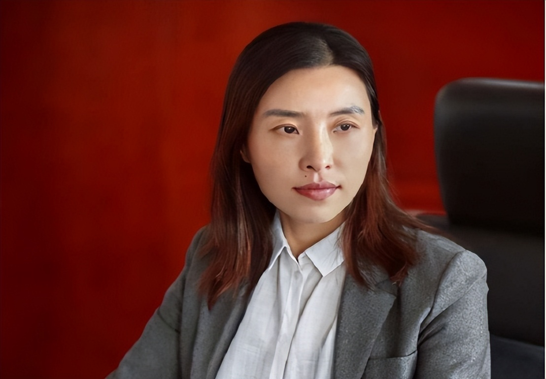 申通快递创始人陈小英：146亿把申通卖给马云，又凭雨伞揽上百亿