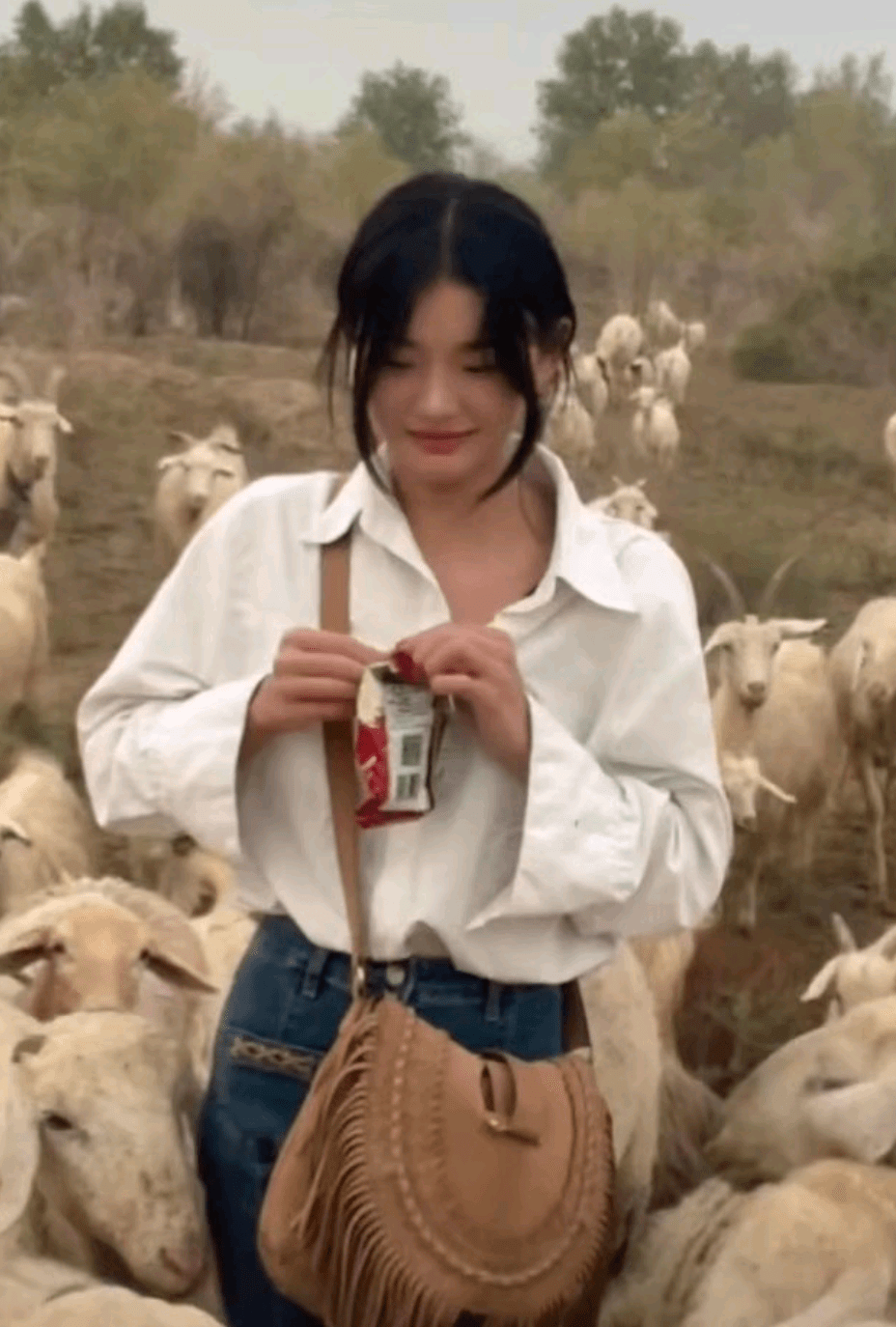 娜拉走后怎樣（19歲當媽，該罵的不是她）