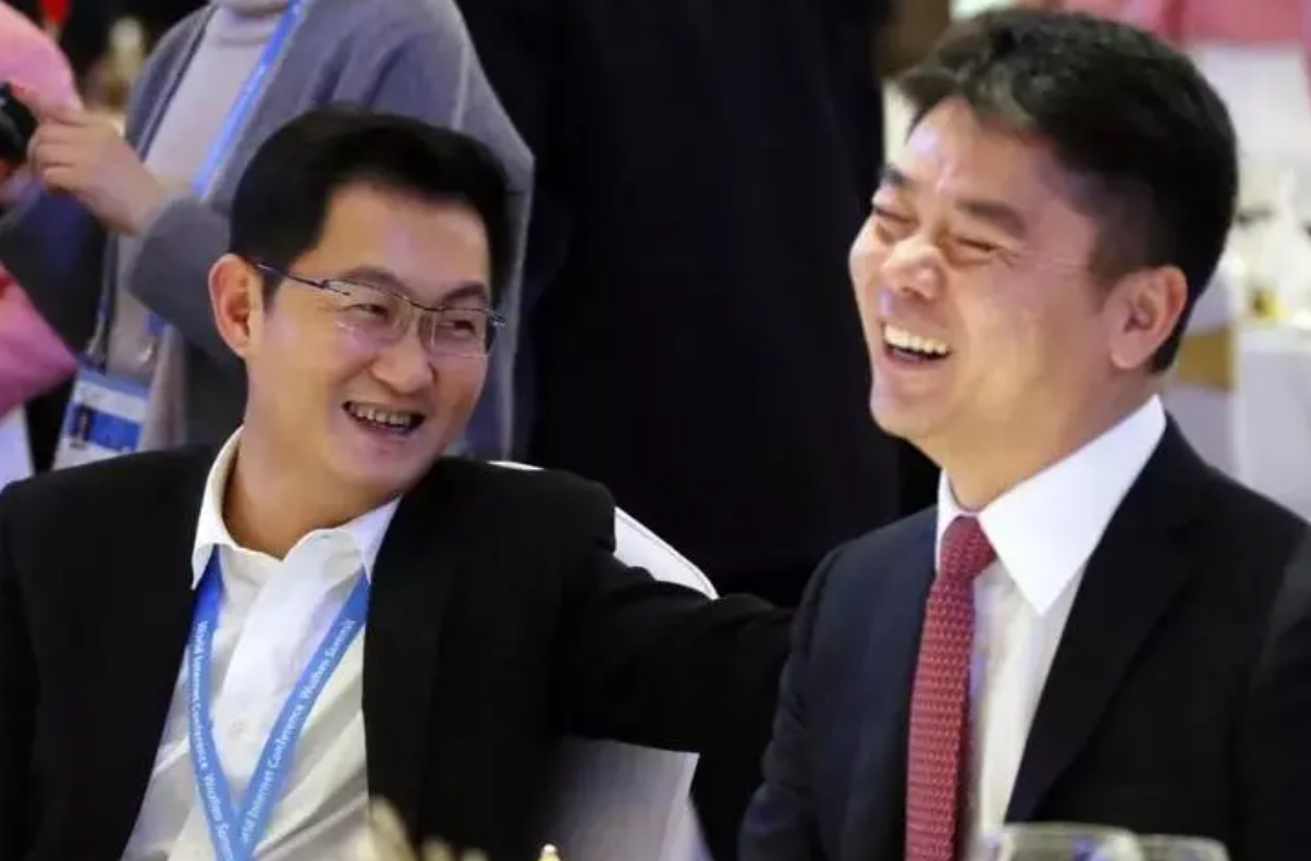 马化腾打不过刘强东,就把电商业务送给京东,如今赚回了上千亿