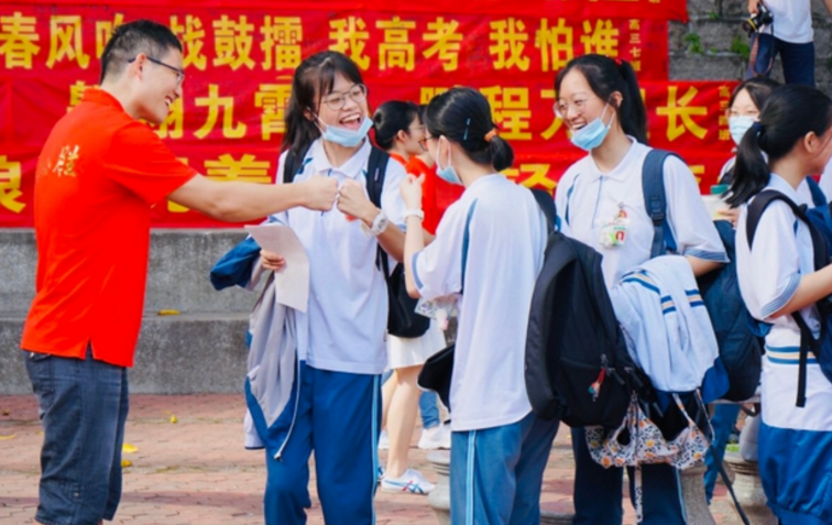 2022“高考预估人数”1100万，河南一骑绝尘，东三省让人刮目相看