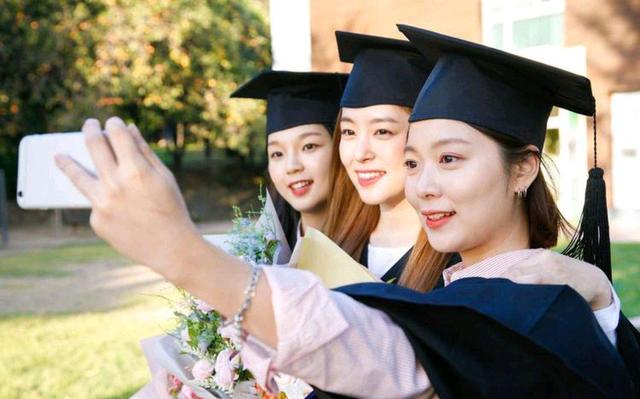 全国高校湖北录取分数排名，本地985太好考了