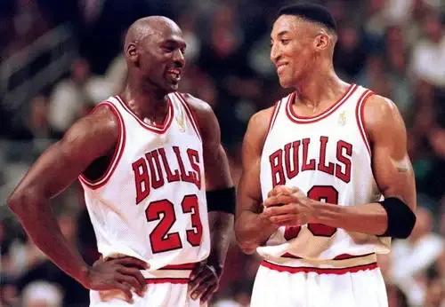 前NBA球员认为乔丹在互相憎恨的时代打球，比詹姆斯更伟大