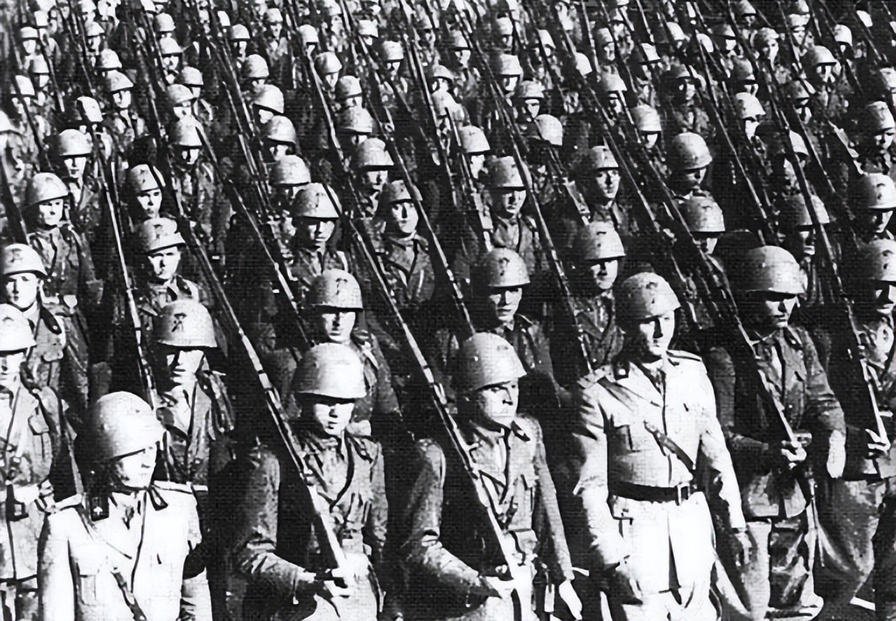 德国和意大利足球哪个厉害（意大利的实力有多强？军事能力比德国还要猛，意大利凭什么？）