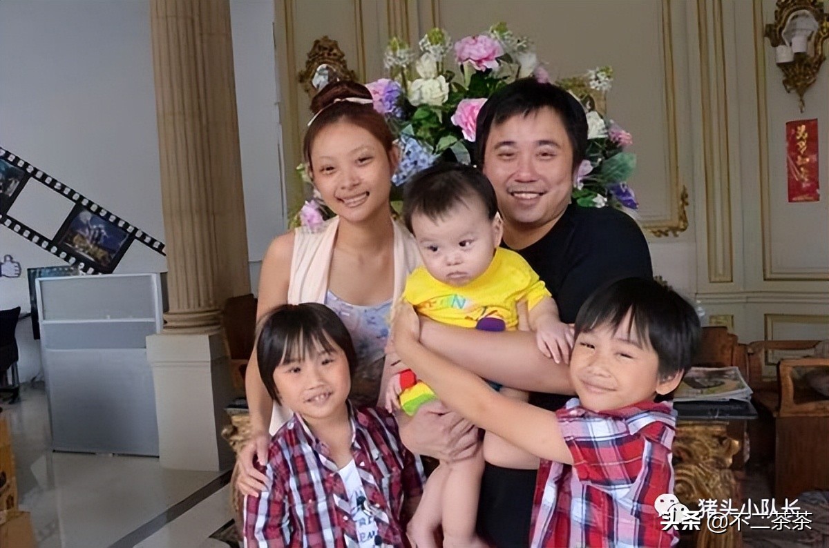 父亲啃他，他啃儿子，这个家族从未逃离童星魔咒