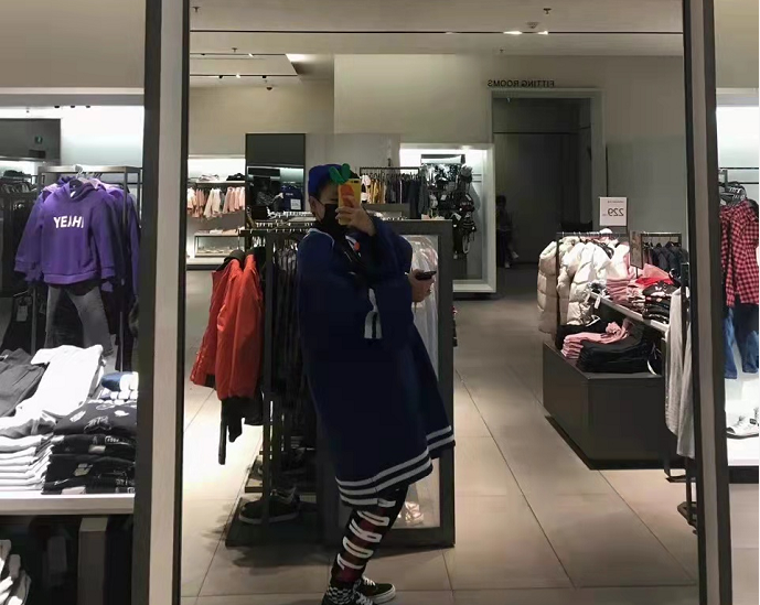 辽宁富家女：每天早饭300块，一双鞋穿三次就扔，喜欢和母亲对打