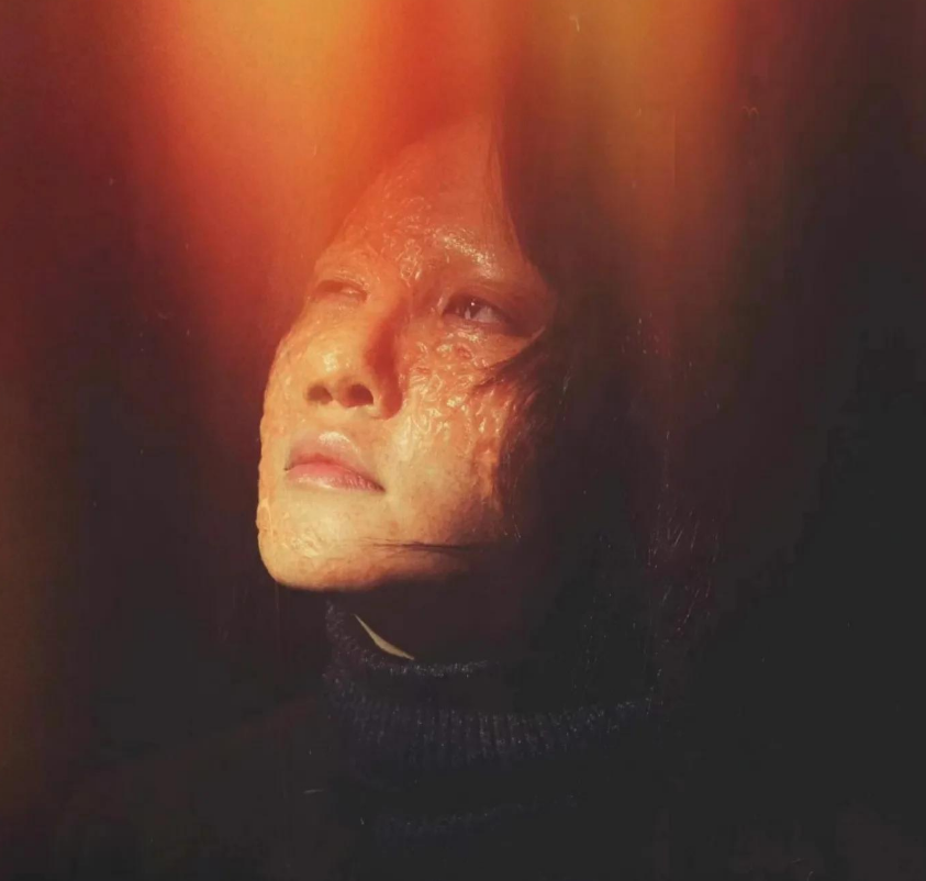 首播4小时就拿下飙升榜第二名，悬疑片《远山淡影》凭啥这么横？