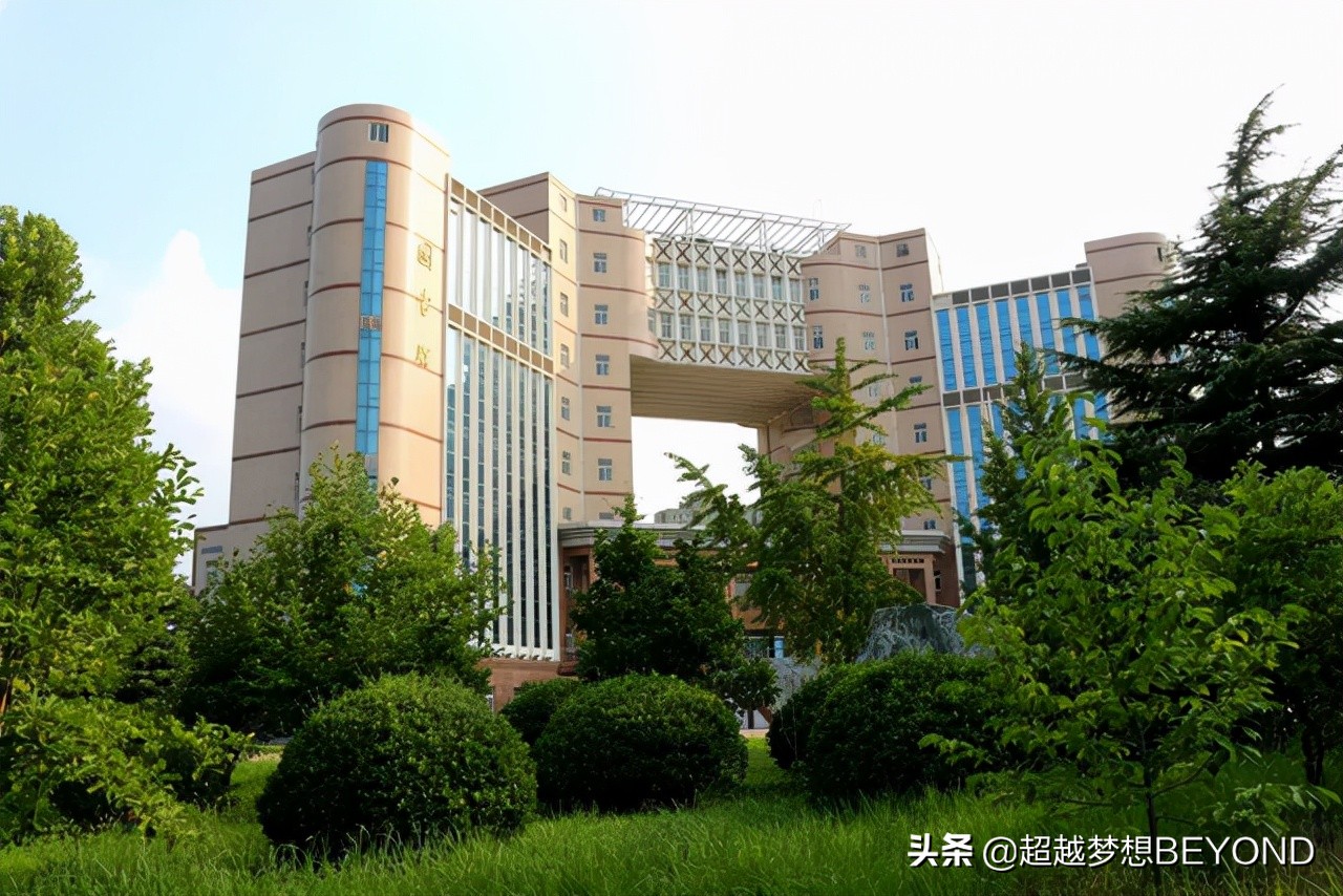 河南工程学院2021年省内各专业录取分数情况（含专科）