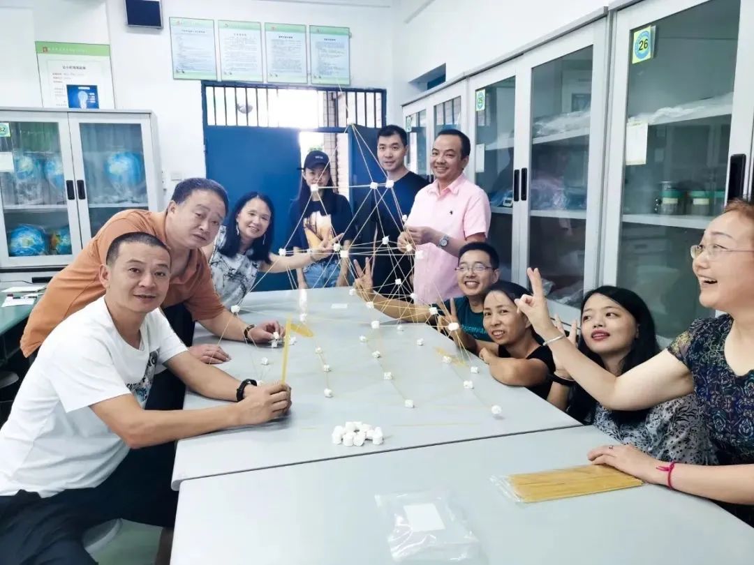 华阳实验小学落地落实落细“双减”要求探索教育高质量发展新路径