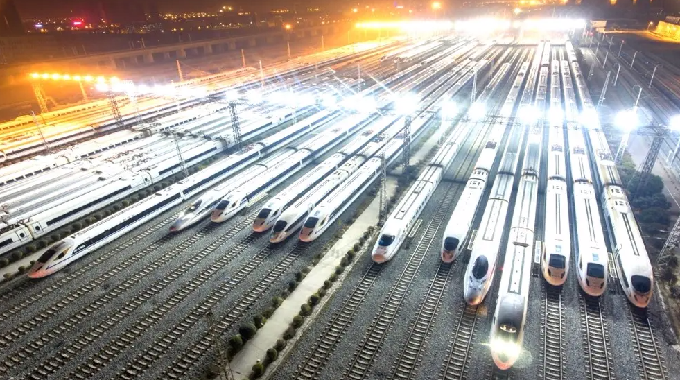 2008奥运会多久结束（2008年罕见雪灾：铁路高速大瘫痪，20省受灾，把我国逼成基建狂魔）