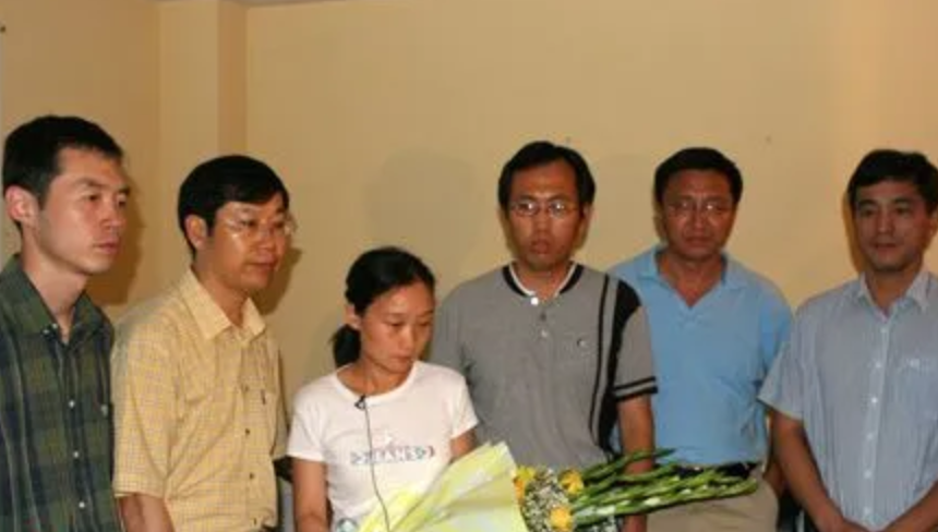 清华天之骄子移民北美，靠刷油漆悲惨过活，44岁跳桥惨烈自尽始末