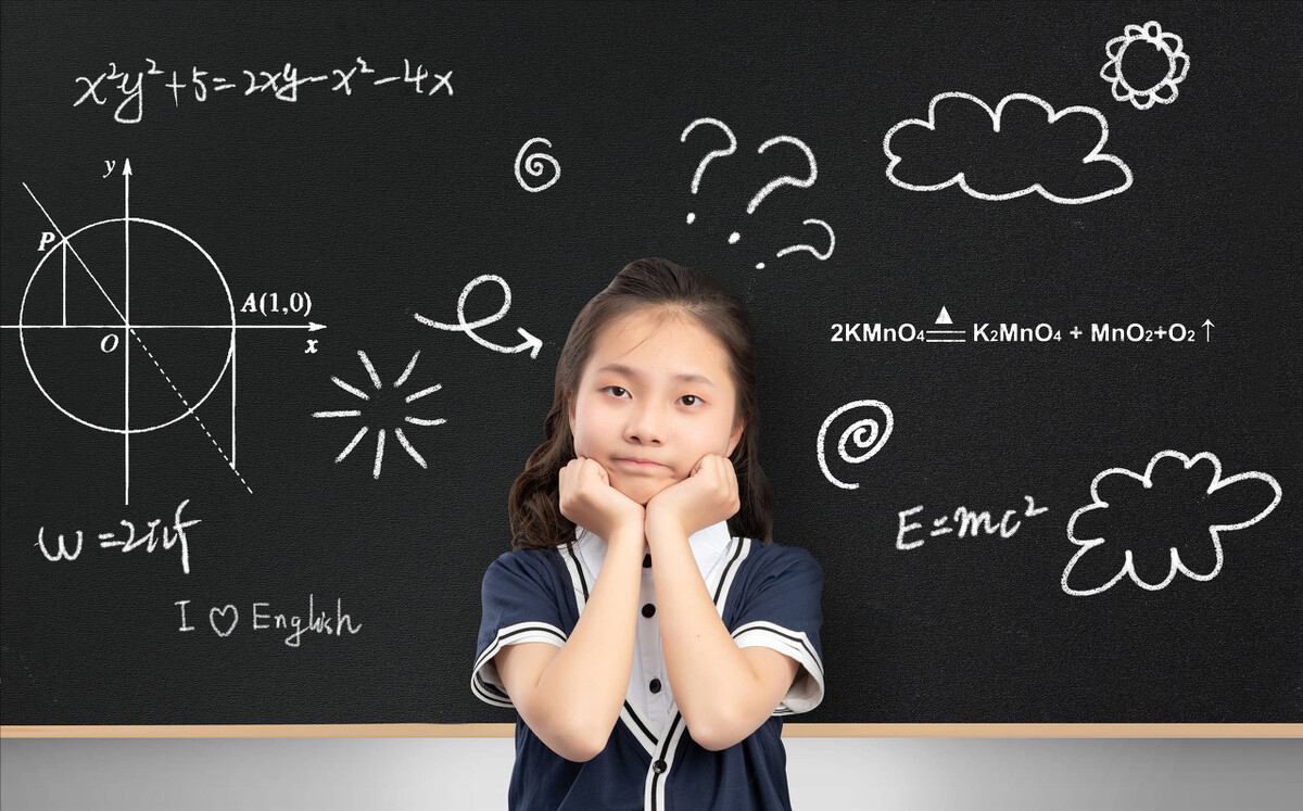 数学老师：“数学成绩好”的孩子，都有4个特征，家长要从小培养
