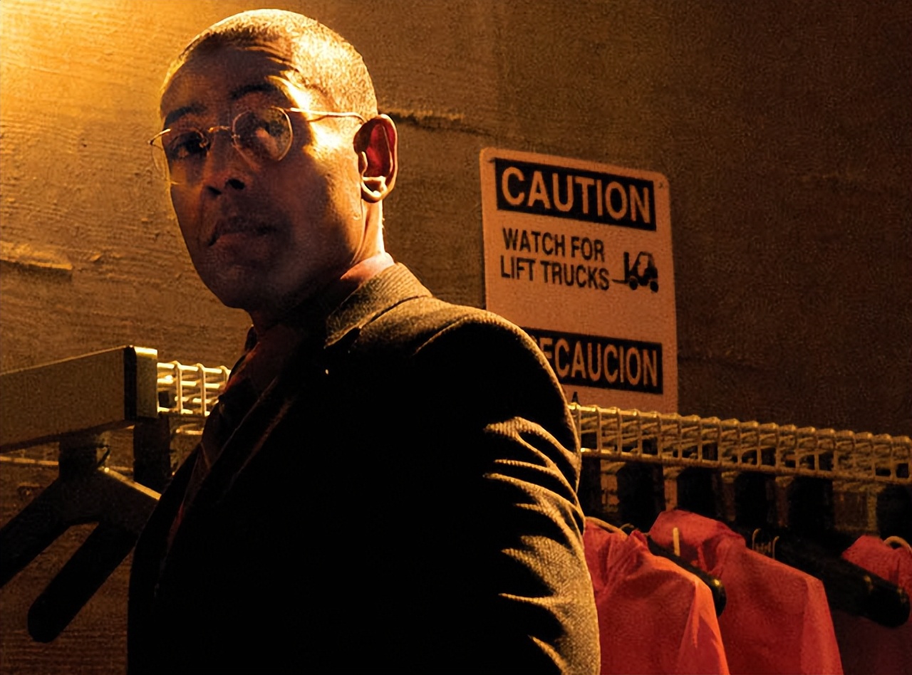 一部化神级的血腥犯罪剧情美剧：一共五季，每季评分均超9分