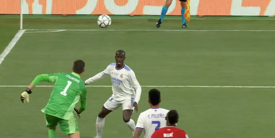 2017欧冠决赛皇马对利物浦（1-0利物浦！皇马14次问鼎欧冠 射门4-24再造经典 本泽马进球被吹）-趣拿体育