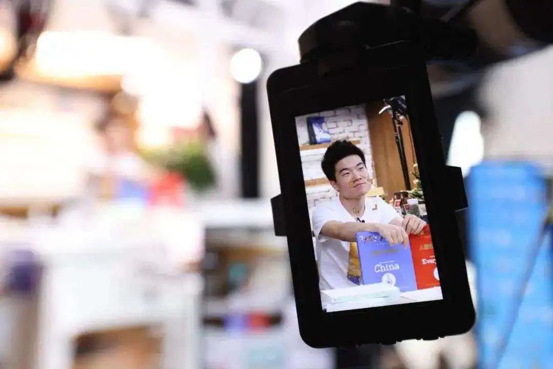 东方甄选月销7亿，复盘美业门店做抖音的3个路径