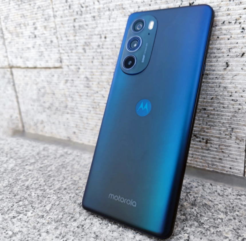 赚钱不容易，这4款手机很“全面”，能再战五年，适合上班打工人